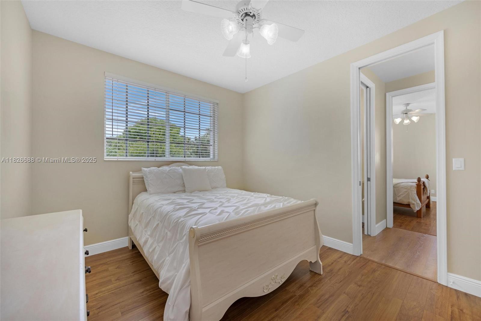 3140 Hidden Hollow Ln