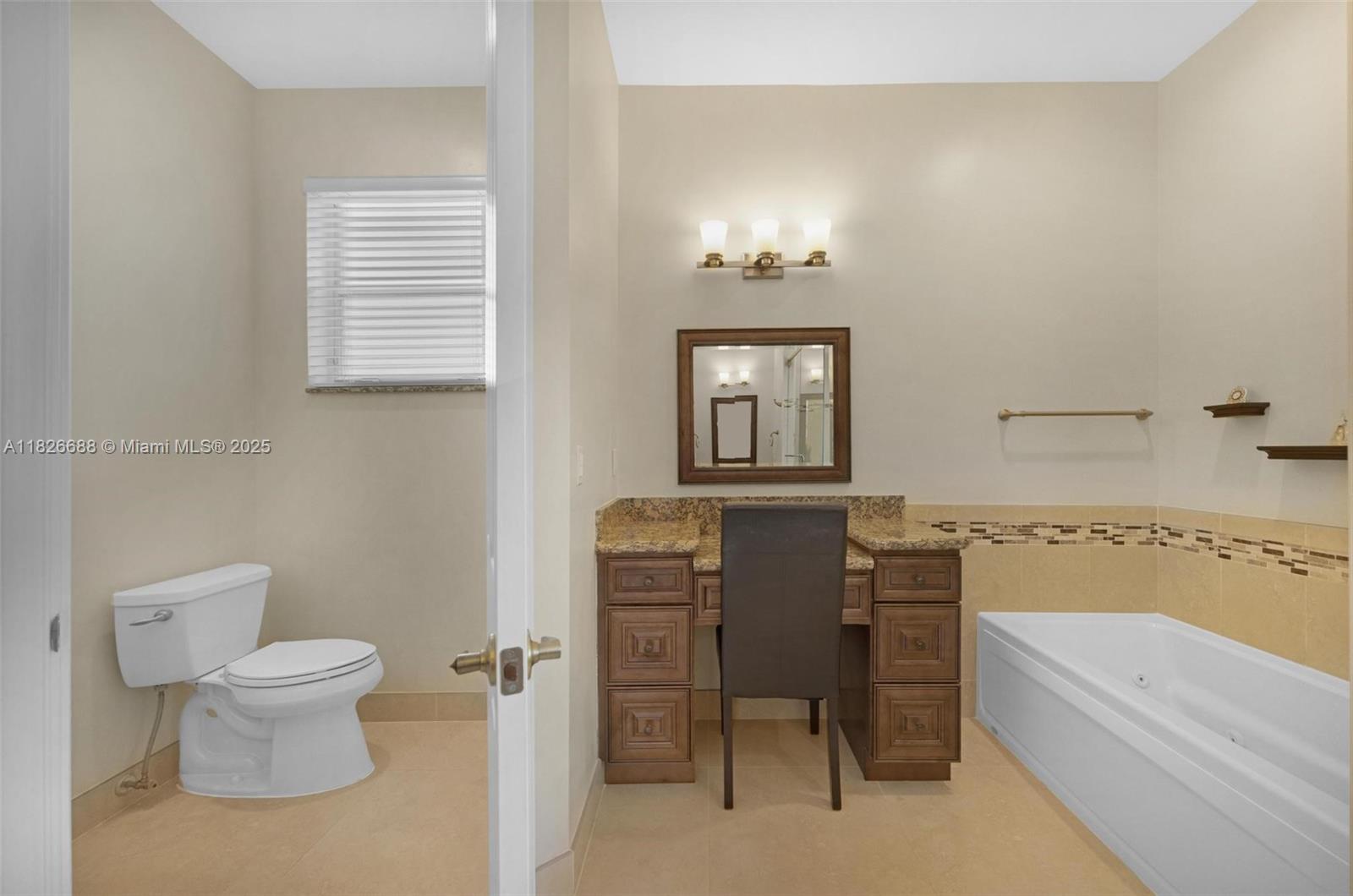 3140 Hidden Hollow Ln