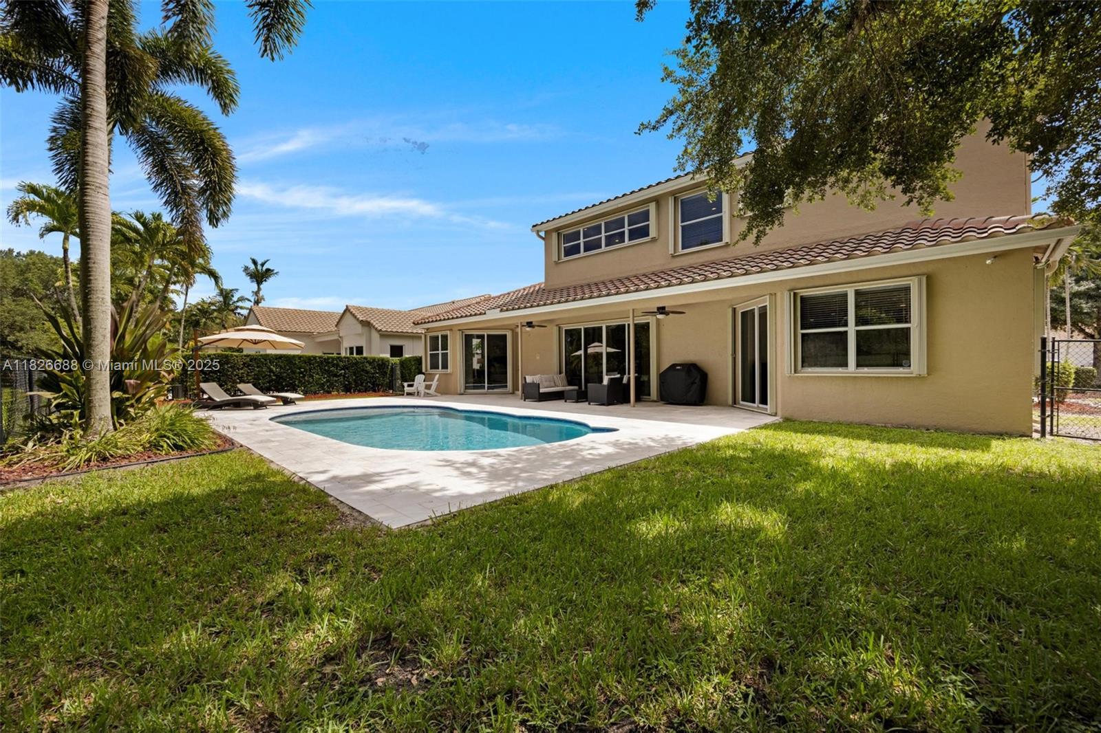 3140 Hidden Hollow Ln