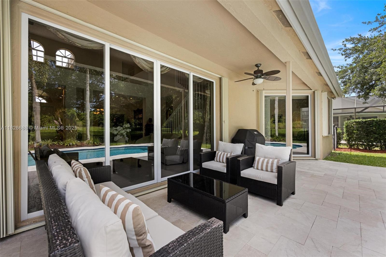 3140 Hidden Hollow Ln