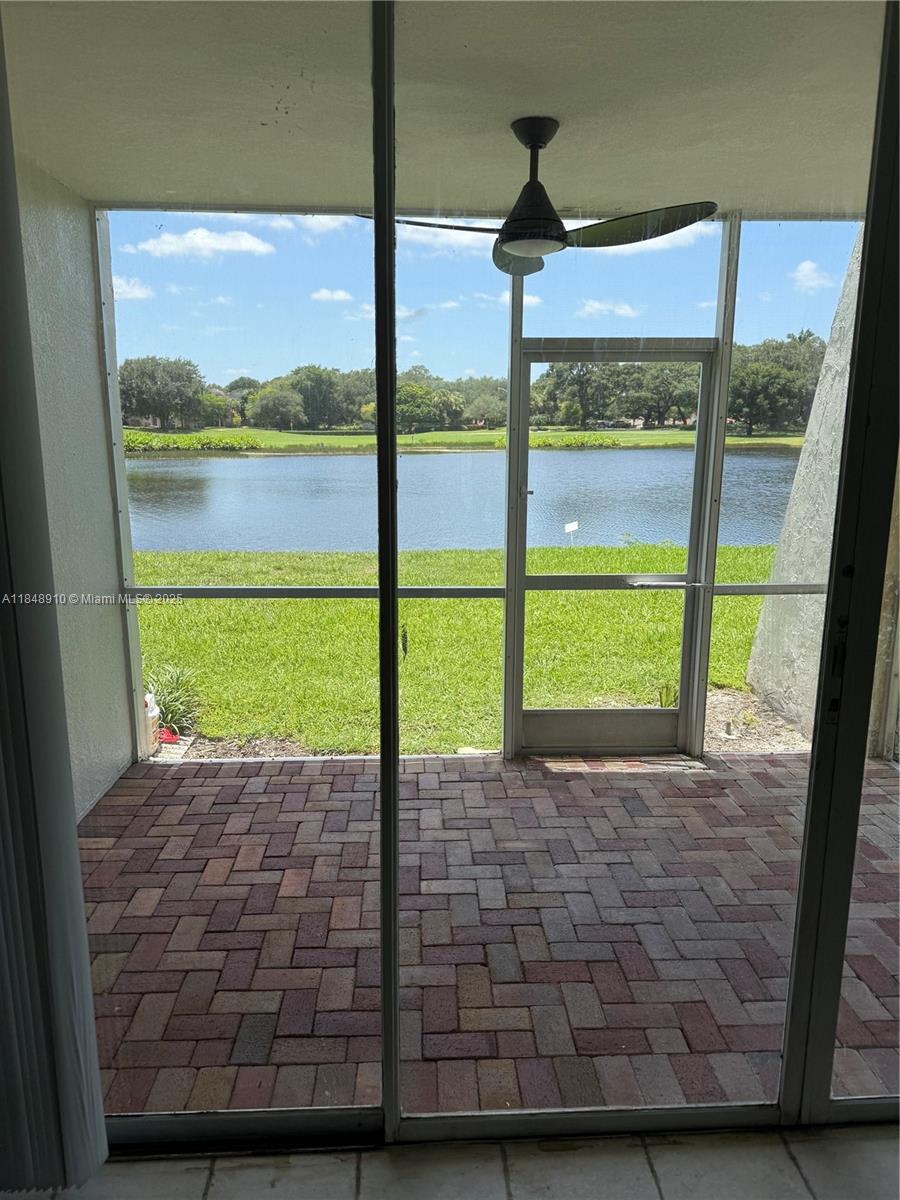 9450 Poinciana Pl # 108