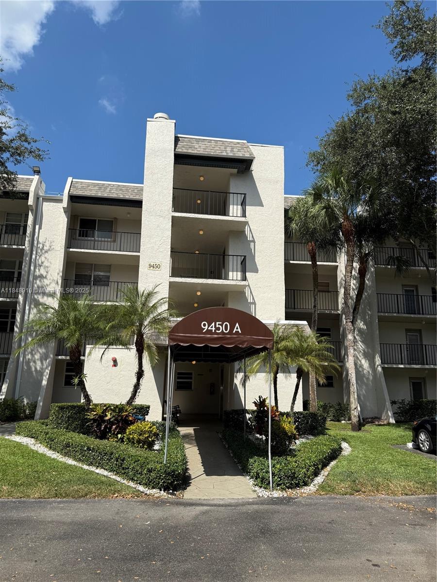 9450 Poinciana Pl # 108