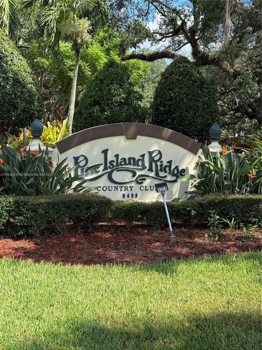 9450 Poinciana Pl # 108
