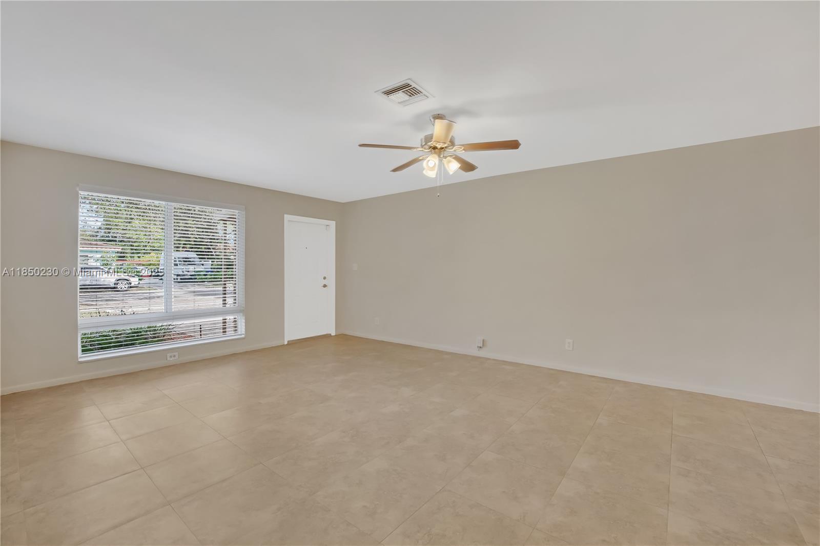 830 SW 18th St