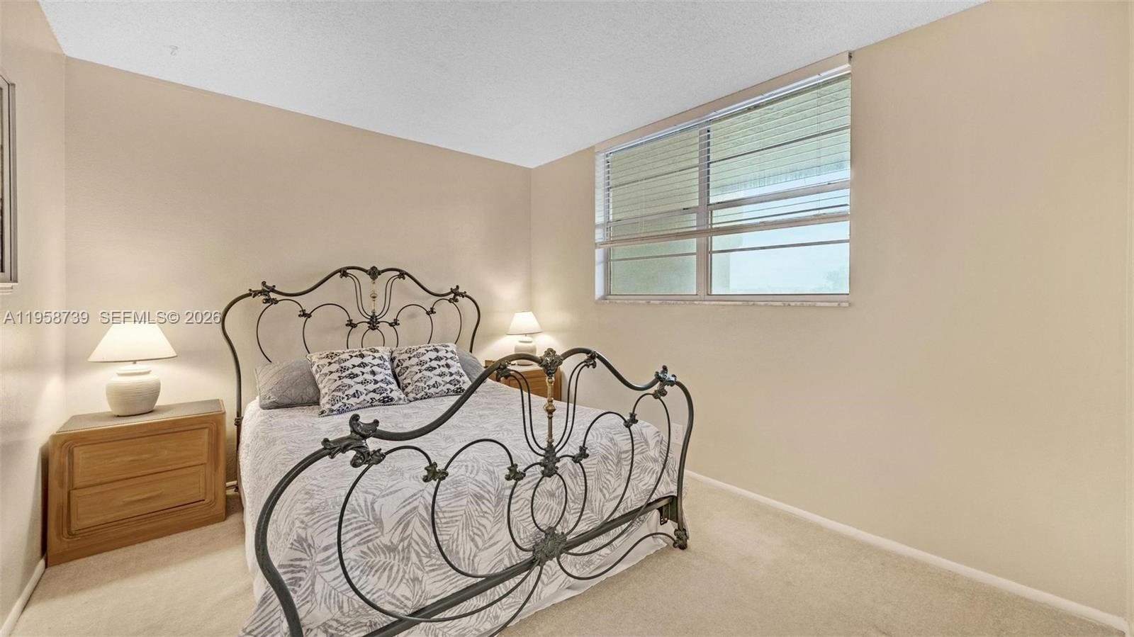 9460 Poinciana Pl # 404