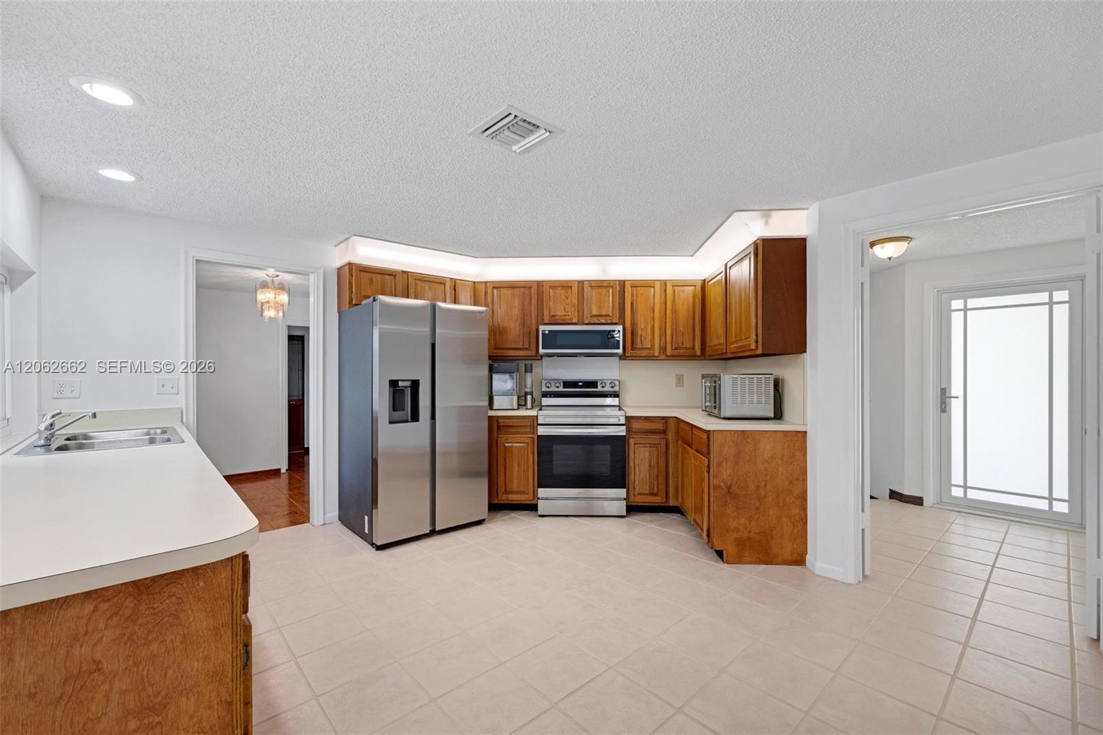 2760 SW 86th Way