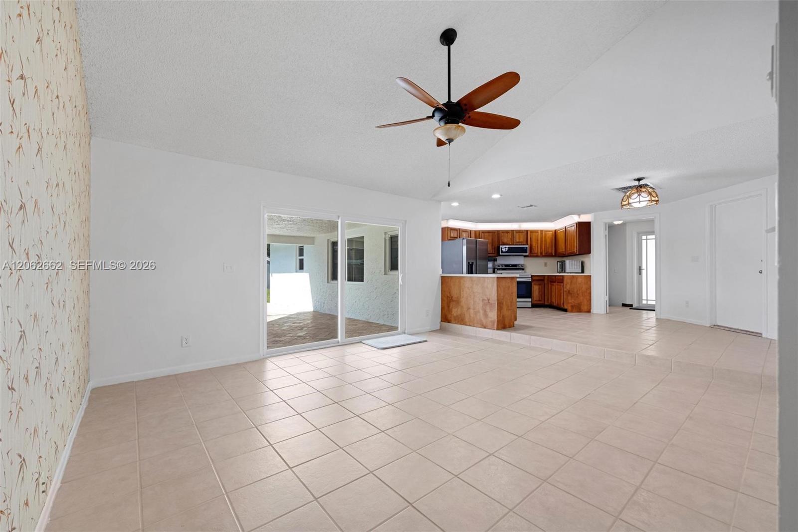 2760 SW 86th Way