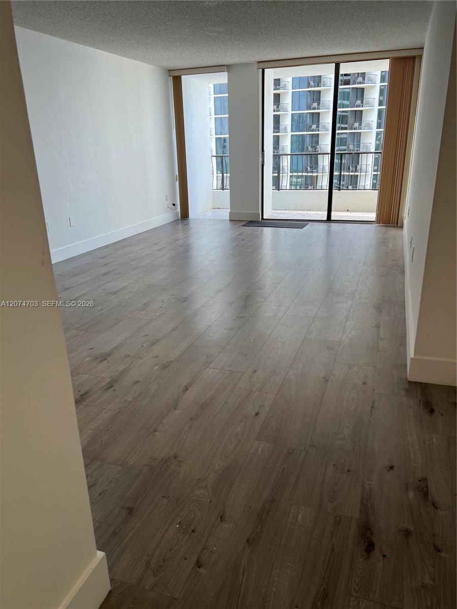 555 NE 15th St # 24E