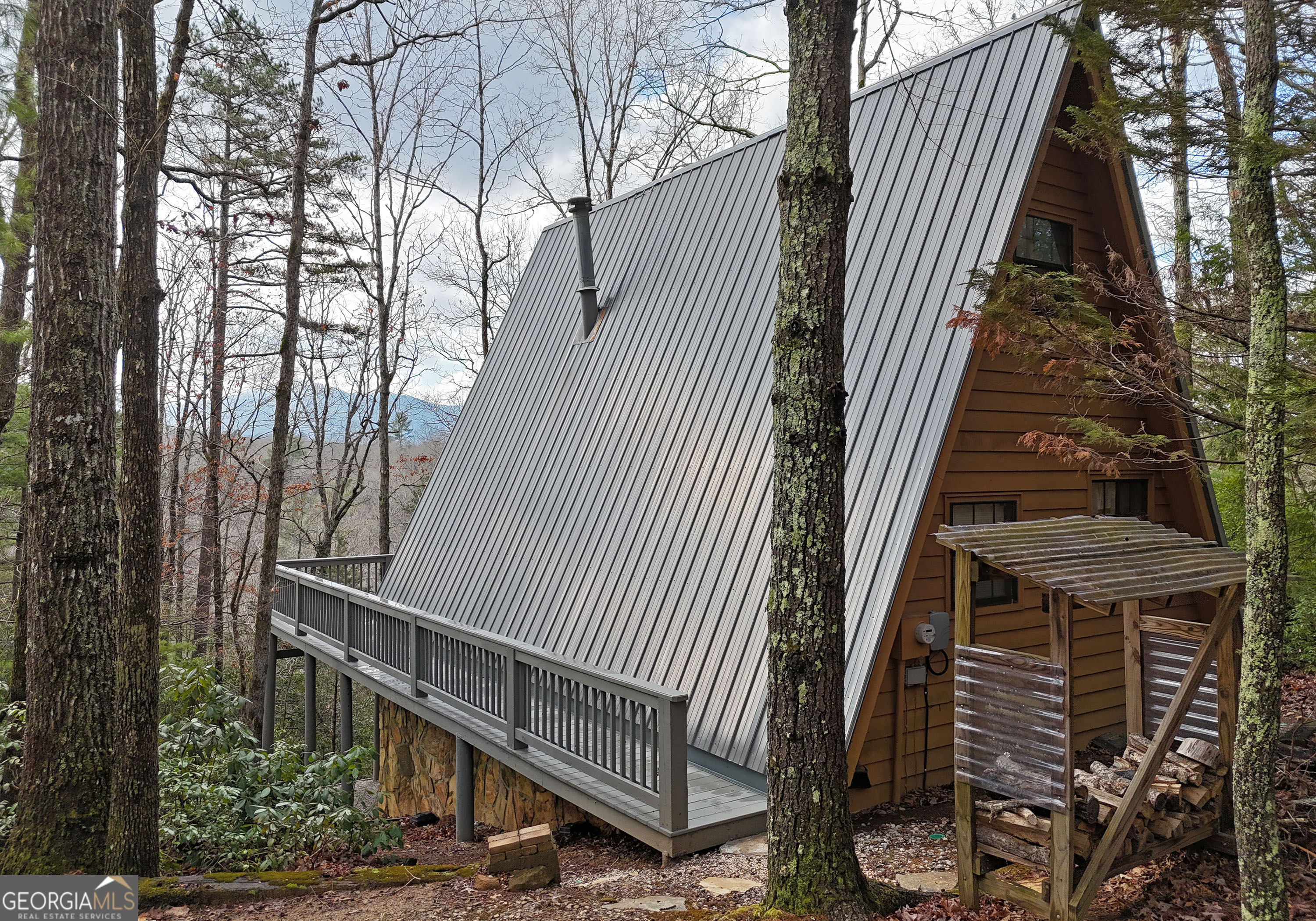 438 Ridge Road