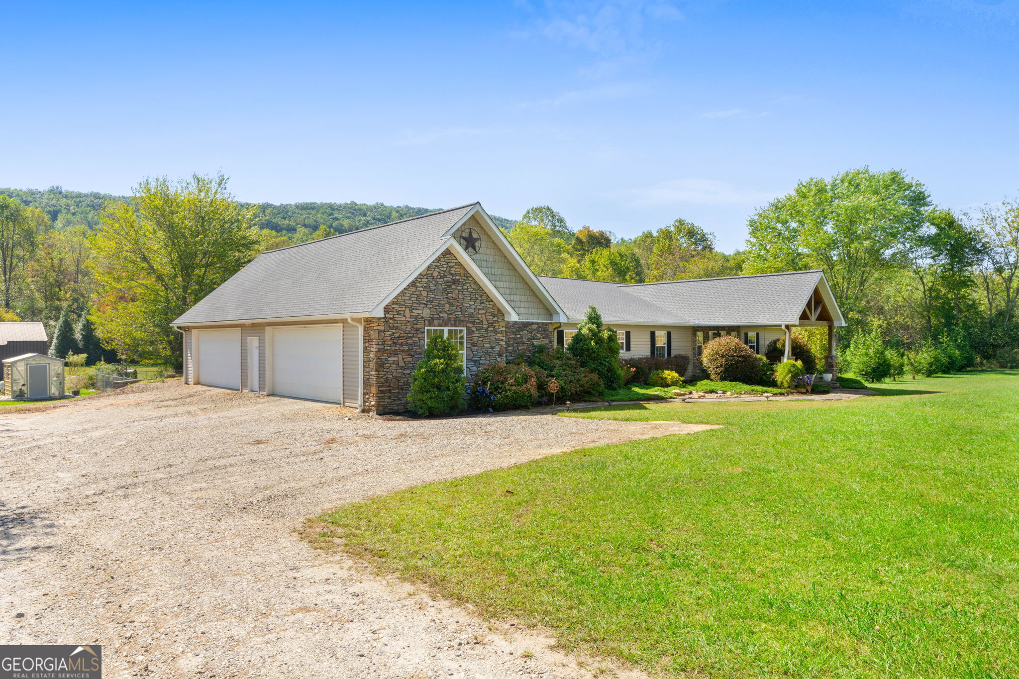 3915 Blue Ridge Highway