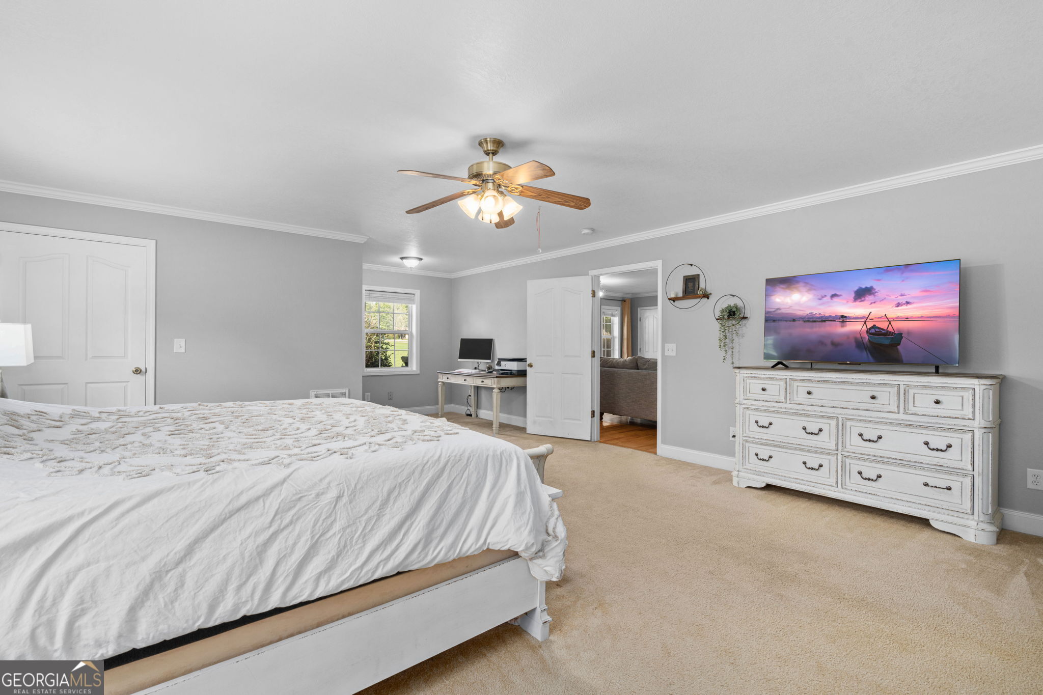 3915 Blue Ridge Highway