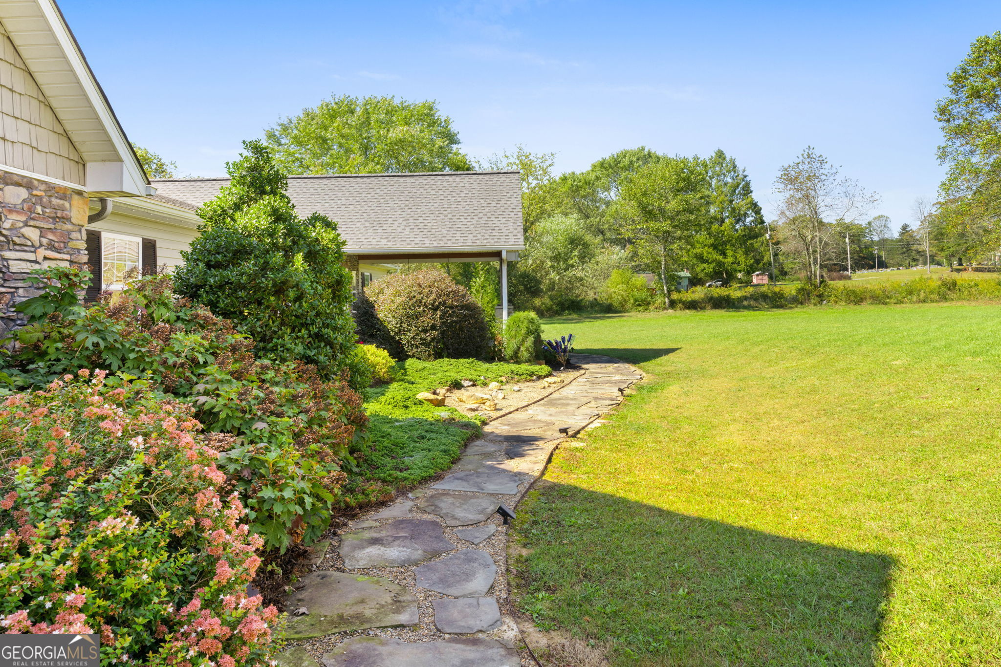 3915 Blue Ridge Highway