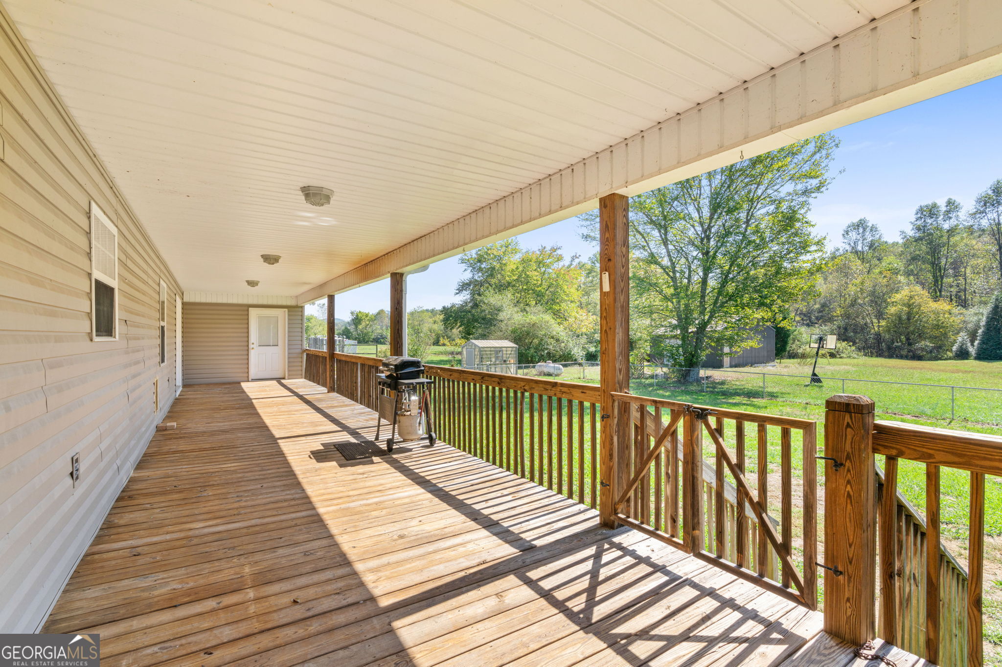 3915 Blue Ridge Highway