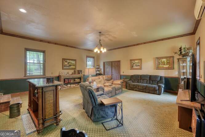 1136 Byers Road