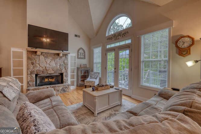 302 Brook Green Court
