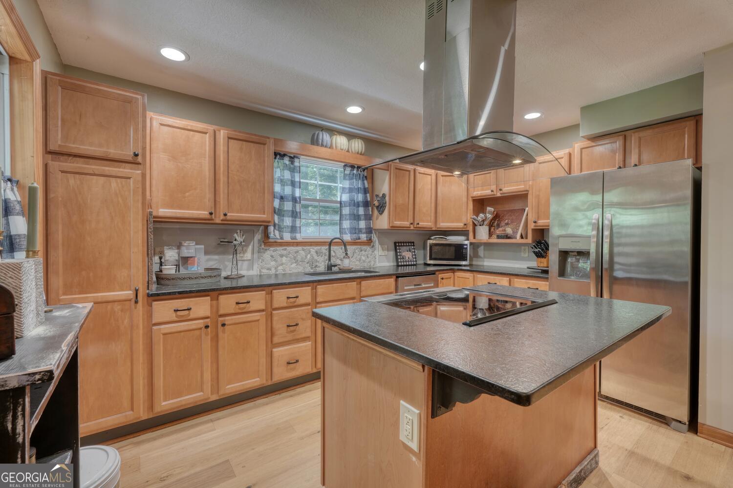 222 Bryant Cove Road