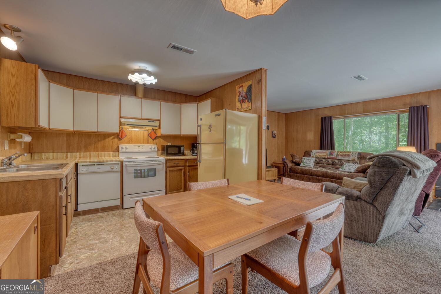 8088 Ivylog Gap Road