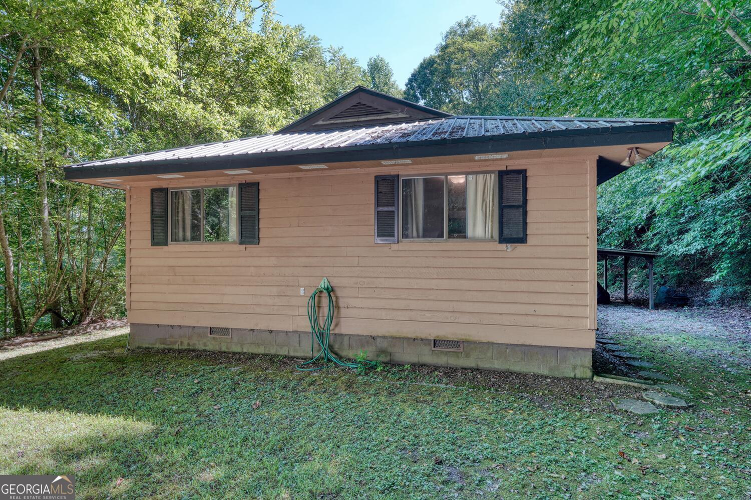 8088 Ivylog Gap Road