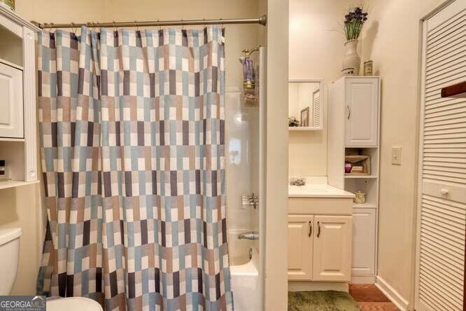 302 Brook Green Court