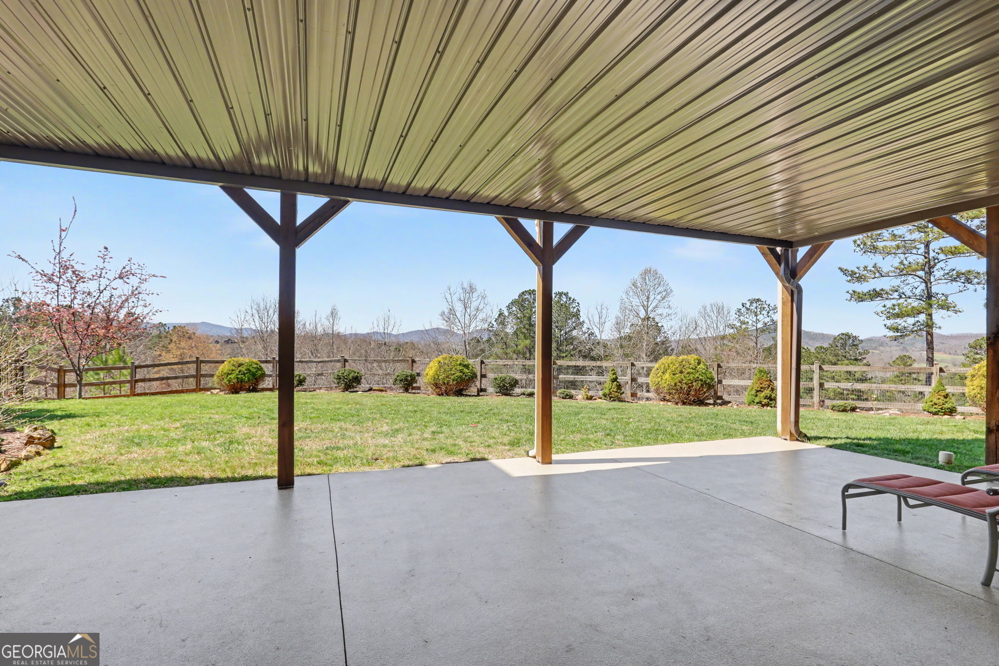 899 RIDGE POINTE Way