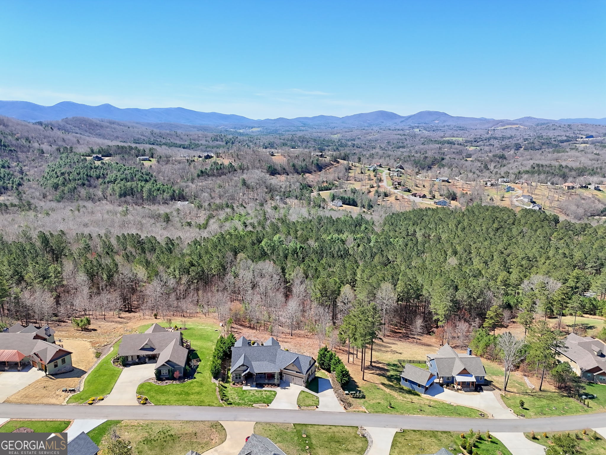 899 RIDGE POINTE Way