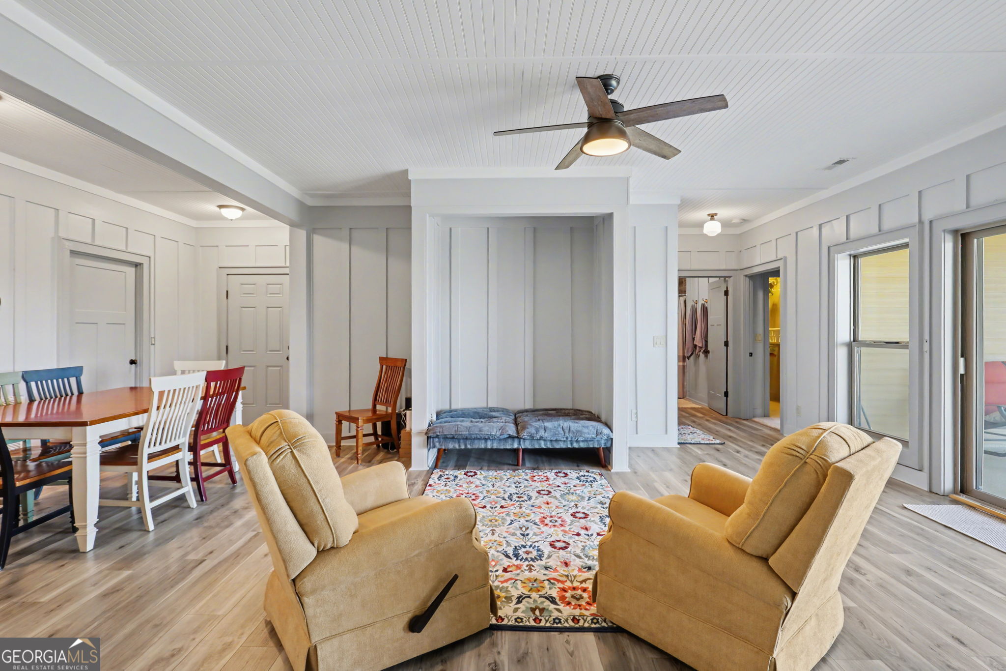899 RIDGE POINTE Way