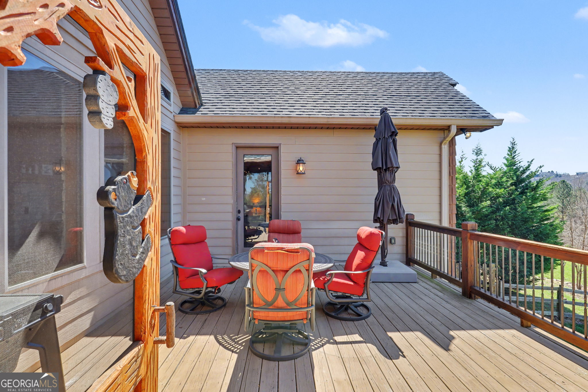 899 RIDGE POINTE Way