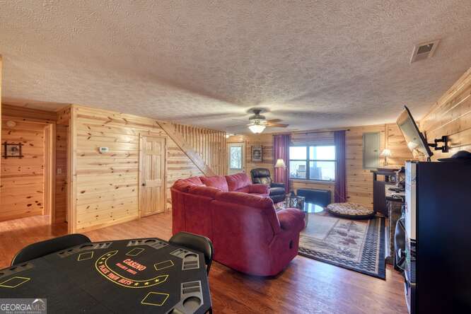 330 Mattie Lane