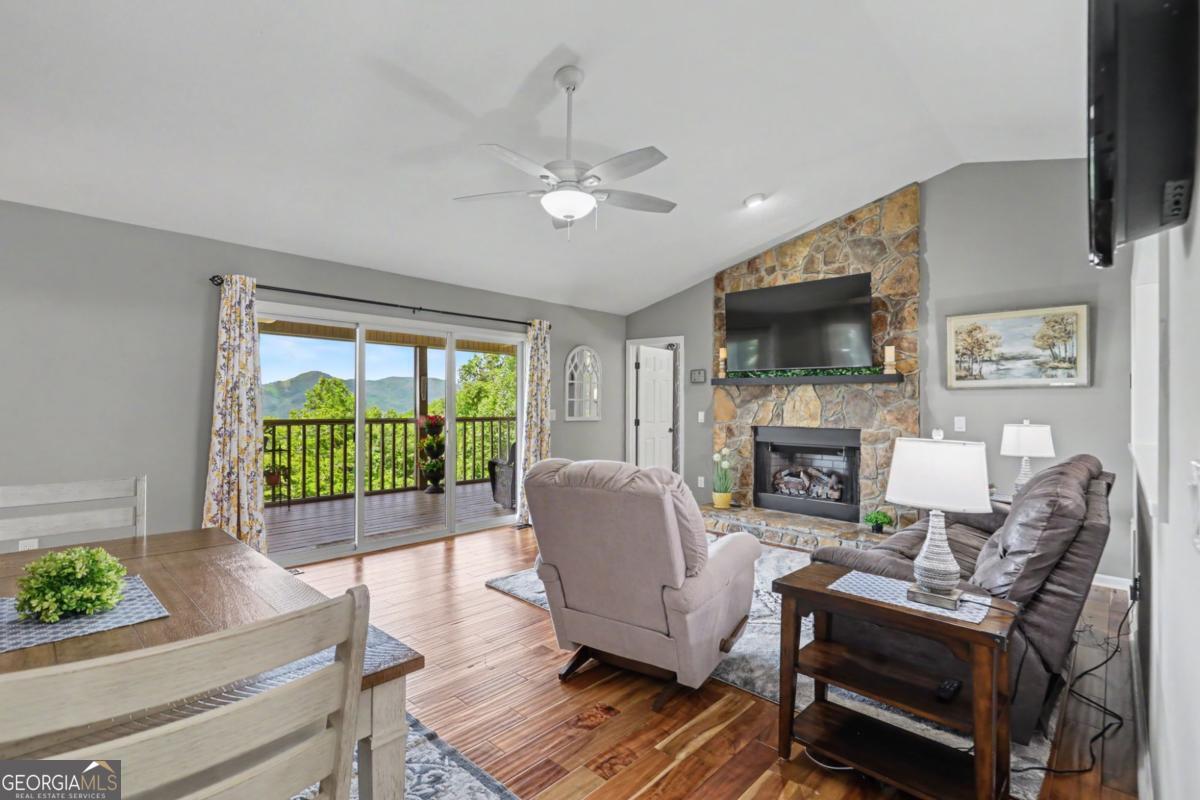 1157 Summit Way # 131