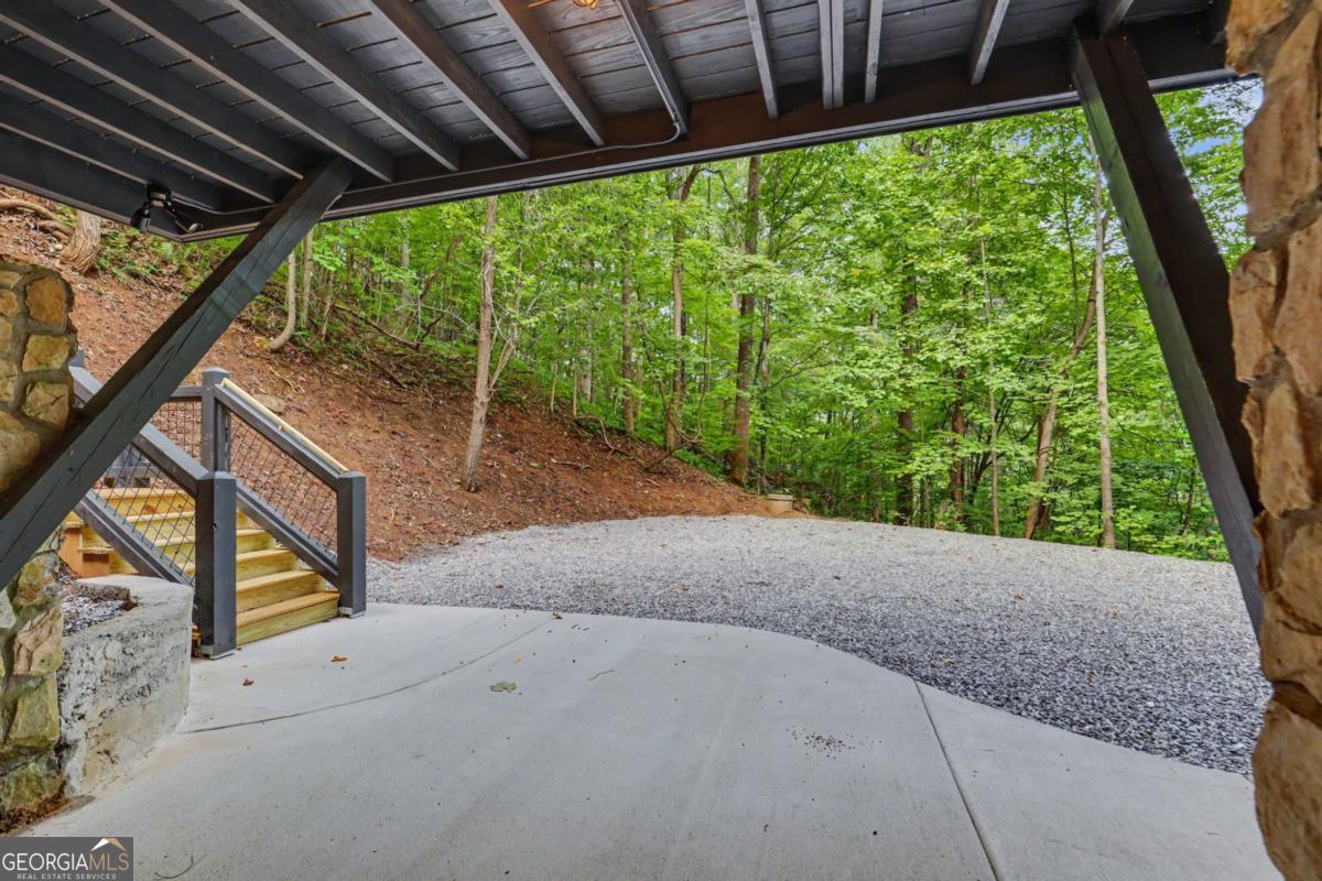 1583 Spring Cove Road