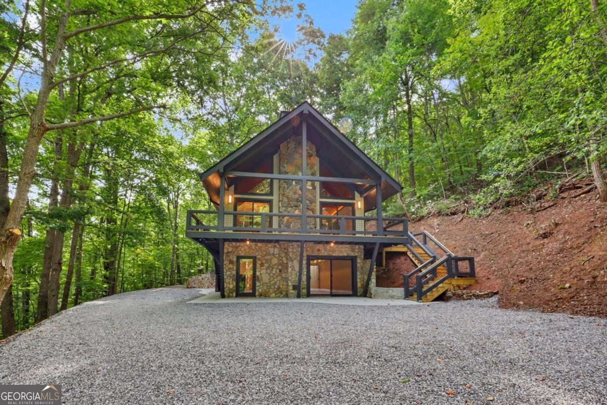 1583 Spring Cove Road
