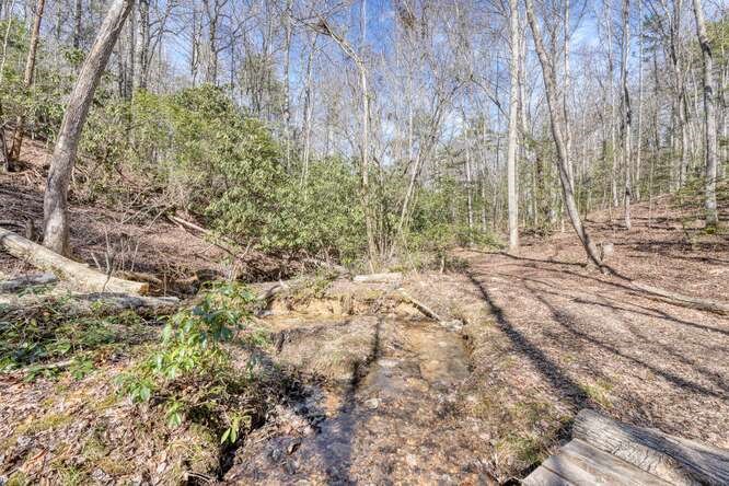 271 Kates Cove