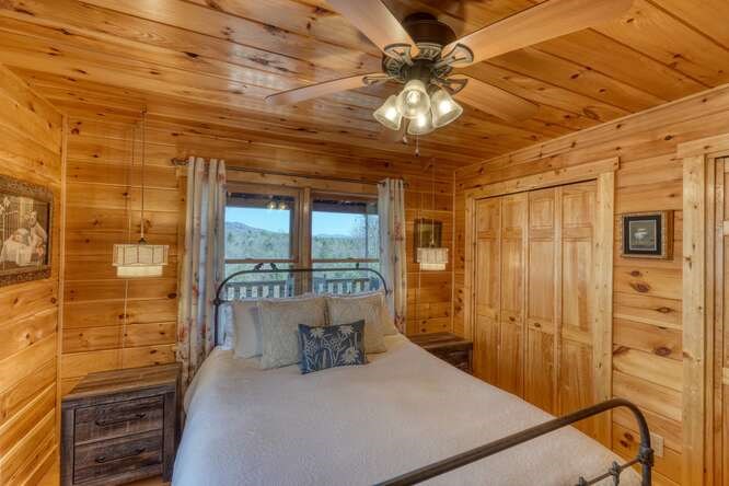 271 Kates Cove