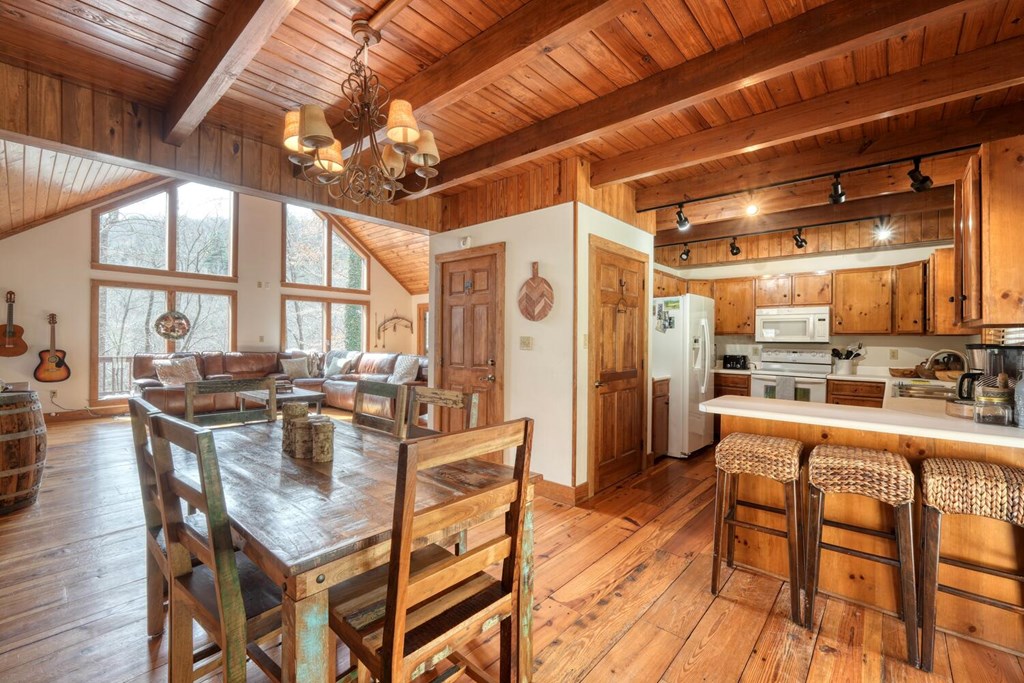 575 Carolina Springs Ln