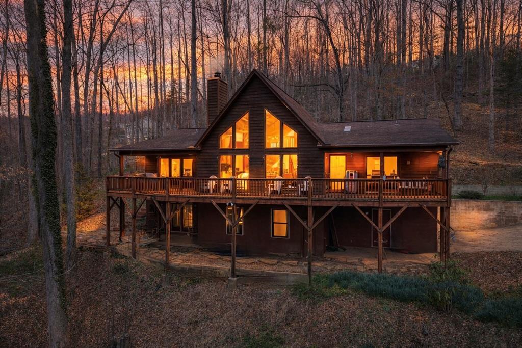 575 Carolina Springs Ln