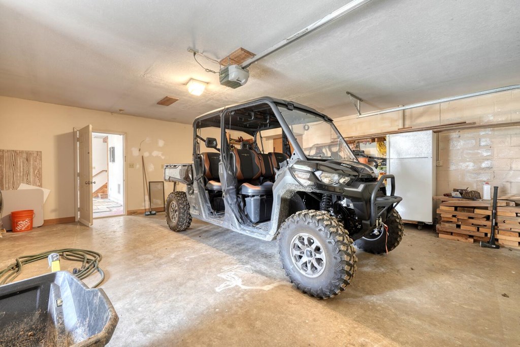 575 Carolina Springs Ln