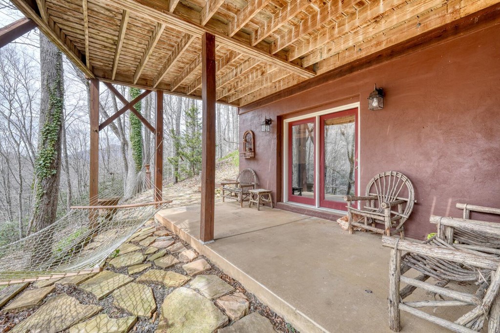 575 Carolina Springs Ln