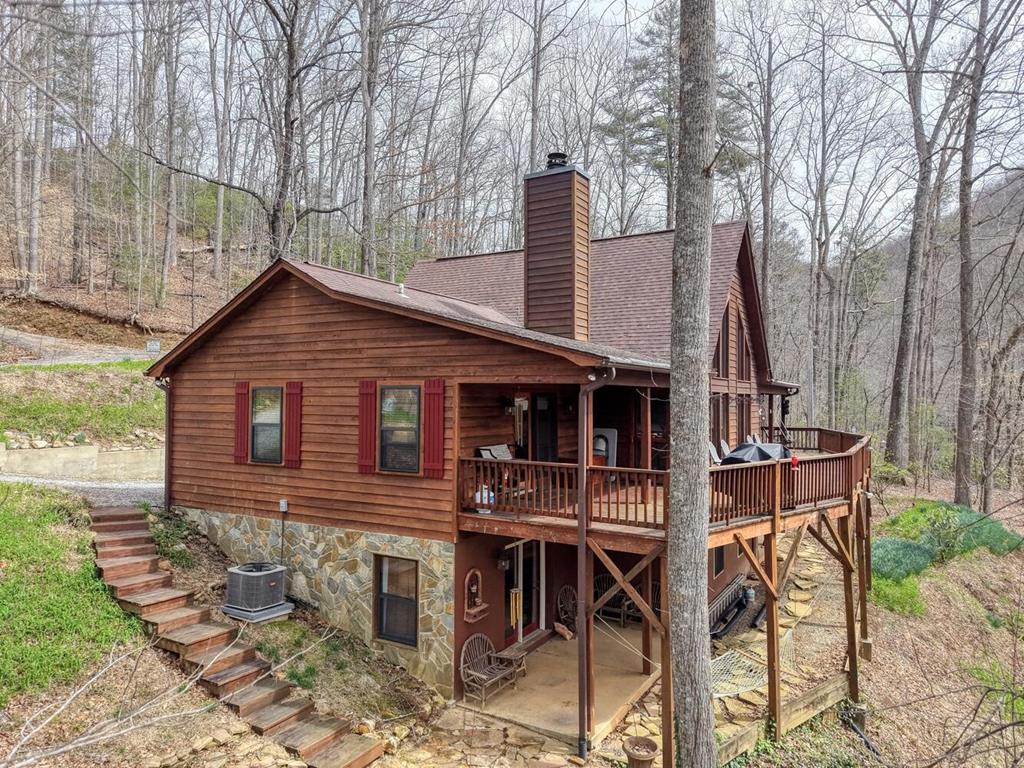 575 Carolina Springs Ln