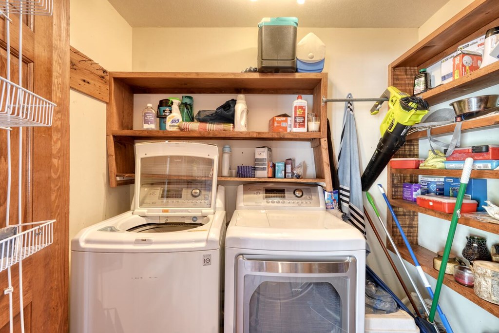 575 Carolina Springs Ln