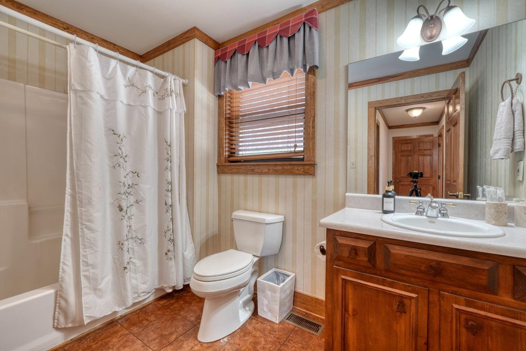 575 Carolina Springs Ln