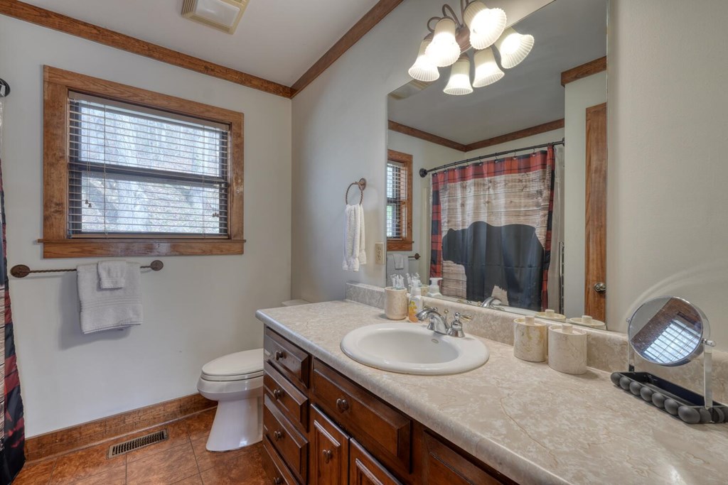 575 Carolina Springs Ln