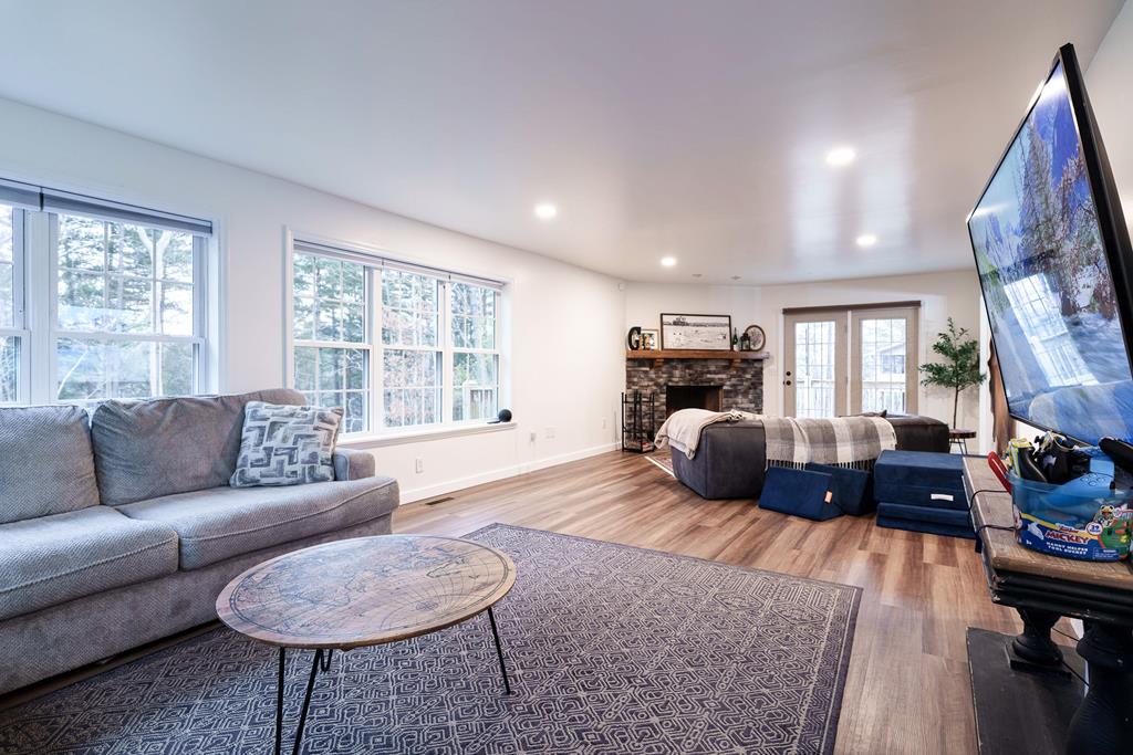 30 Skyline Dr