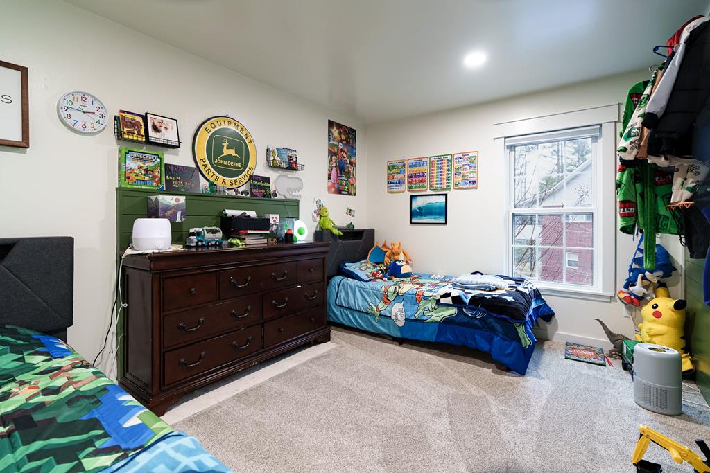 30 Skyline Dr