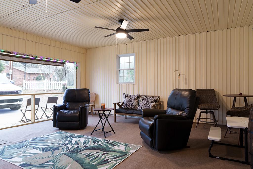 30 Skyline Dr