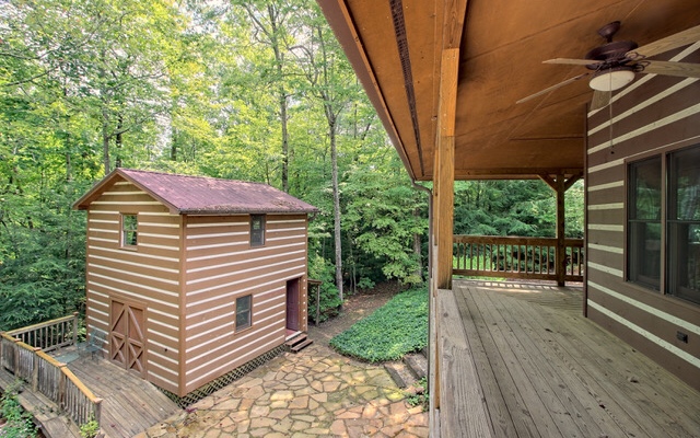 212 Sawmill Circle
