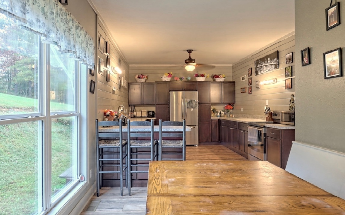 2670 Giles Road