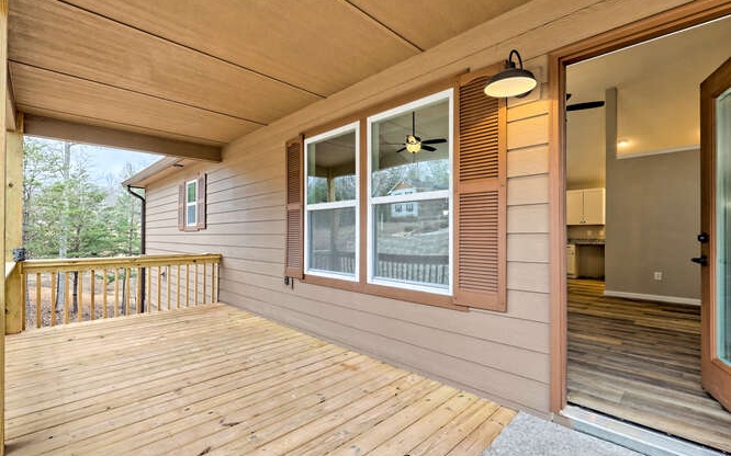 240 Upper Fox Trail