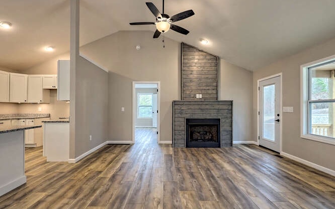 240 Upper Fox Trail