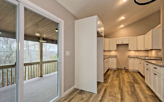 240 Upper Fox Trail