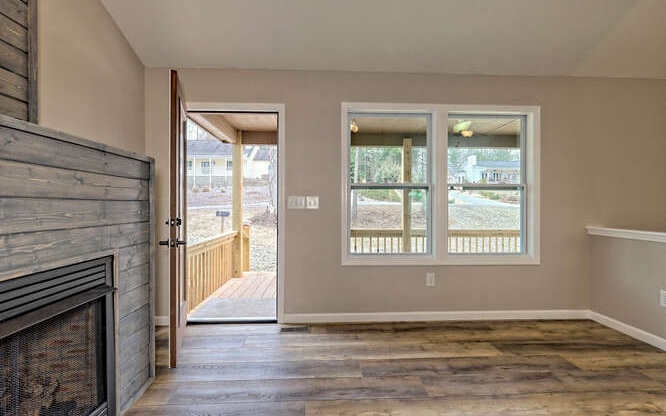 240 Upper Fox Trail